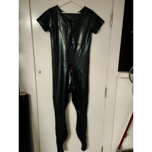 Pre loved Full suit sleeveless Pre loved Full suit sleeveless
